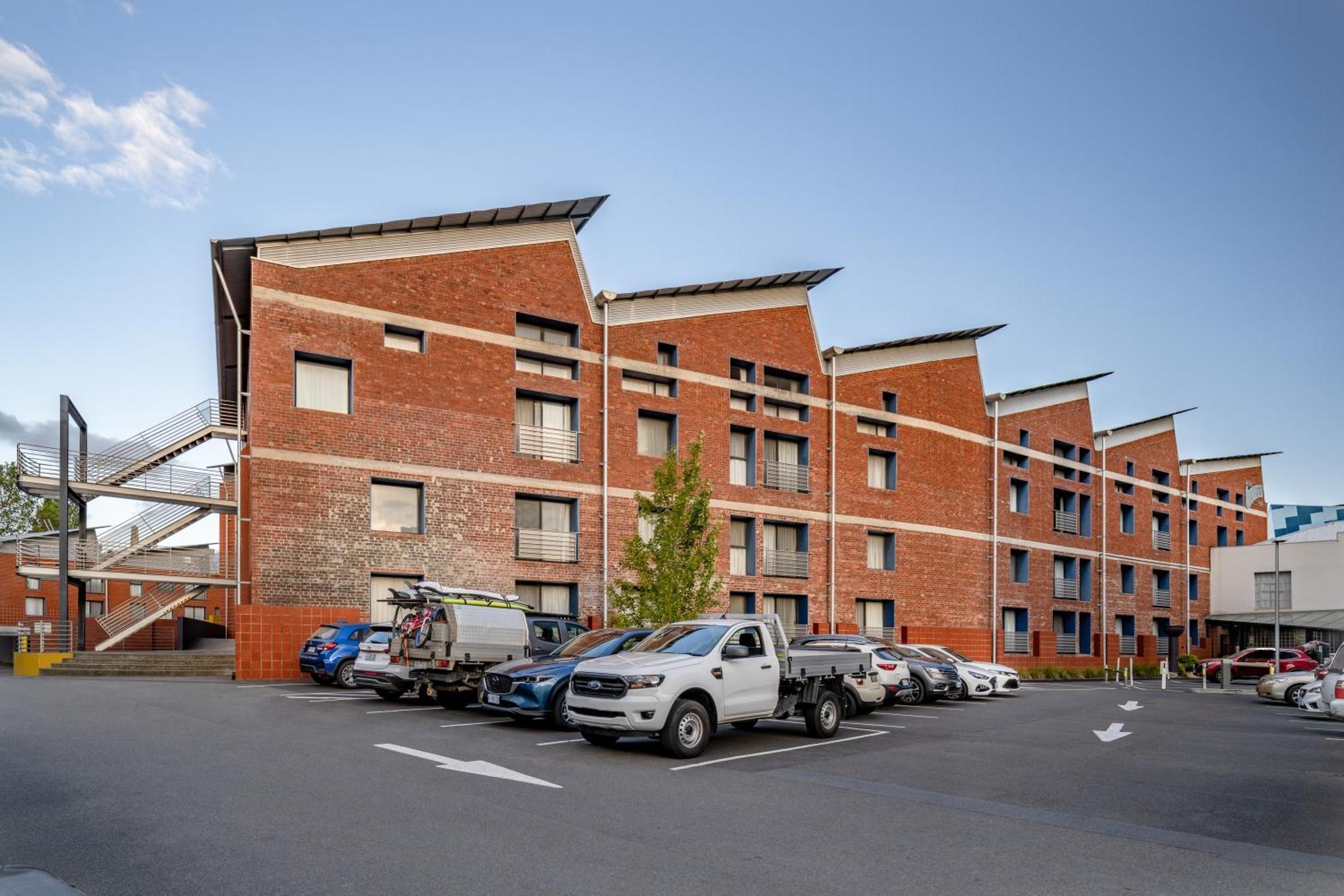 The Old Woolstore Apartment Hotel Hobart Bagian luar foto
